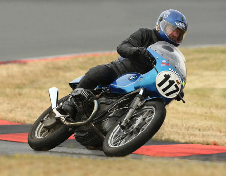 Franciacorta – Österlicher Auftakt zur Klassik Trophy 2014 in der Regularity-Klasse holte sich Hansjörg Vollmer mit seiner BMW R100S beide Laufsiege in der Klasse R3 (über 550 cm³)